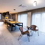 Гостевой дом Loft La Et Sa Тимистер