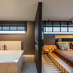 Loft La Et Sa *