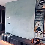 Loft La Et Sa * Тимистер
