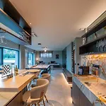 Loft La Et Sa *