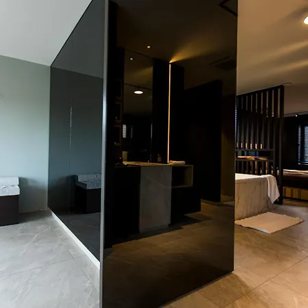 Loft La Et Sa *