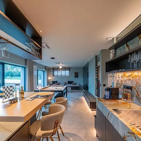 Loft La Et Sa *